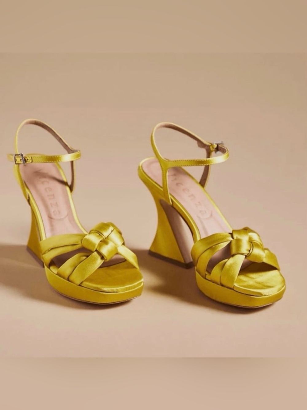 Anthropologie Vicenza Moss Color Funky Unique Heel